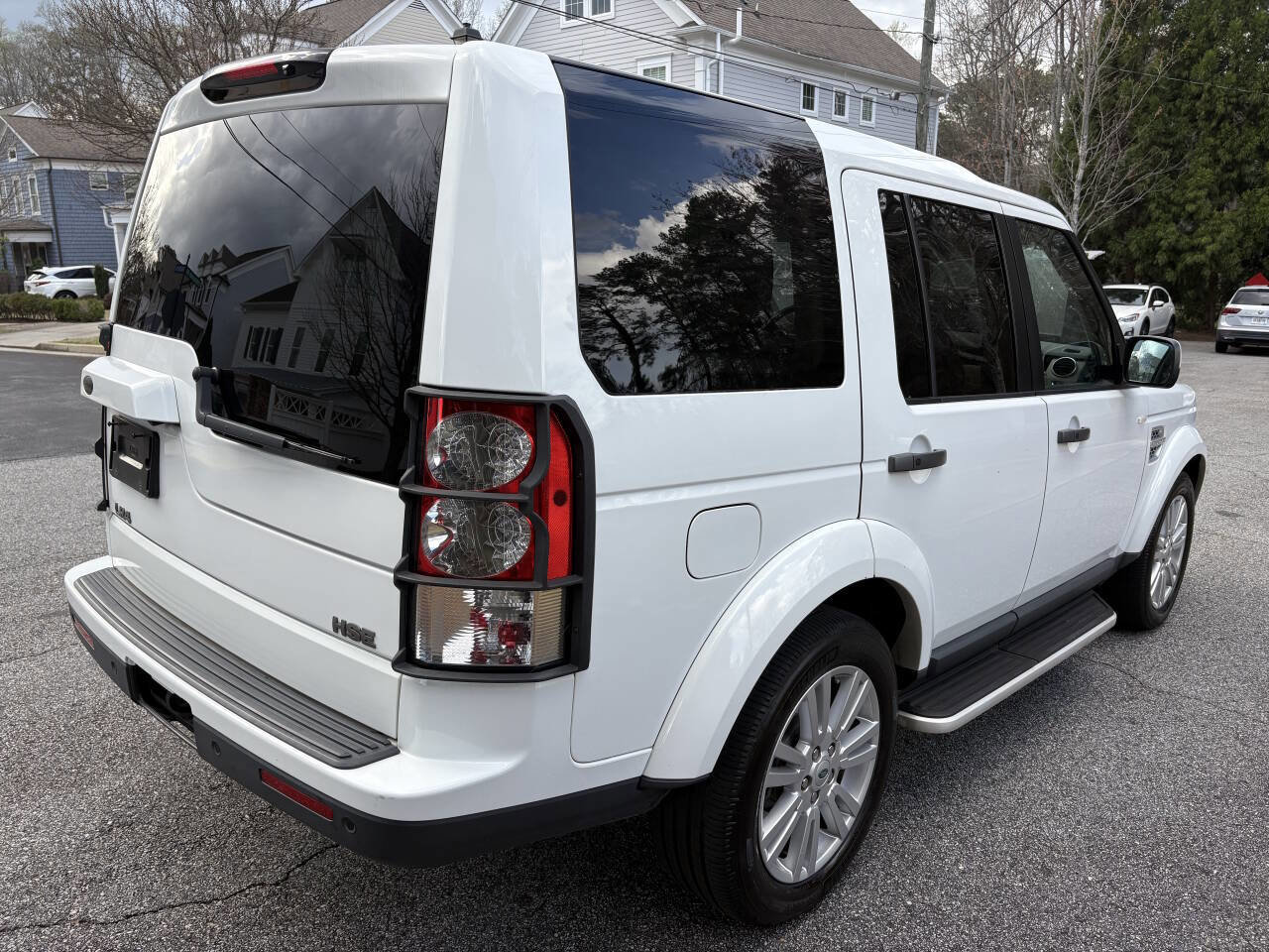 Used 2012 Land Rover LR4 HSE image 4