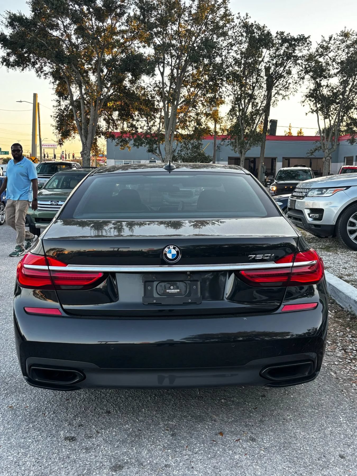 Used 2017 BMW 750i RWD image 12