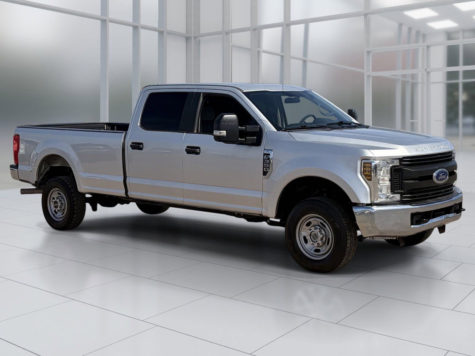 Used 2019 Ford F350 XL w/ Power Equipment Group AWD/4WD image 8