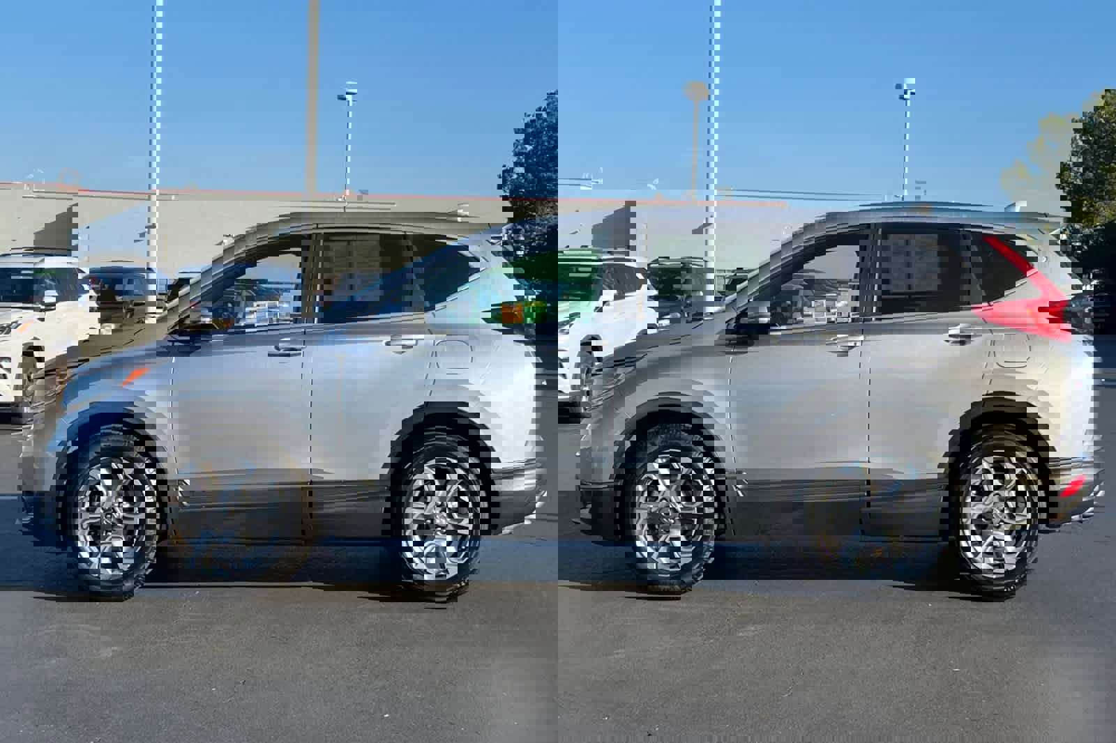 Used 2018 Honda CR-V EX-L image 9