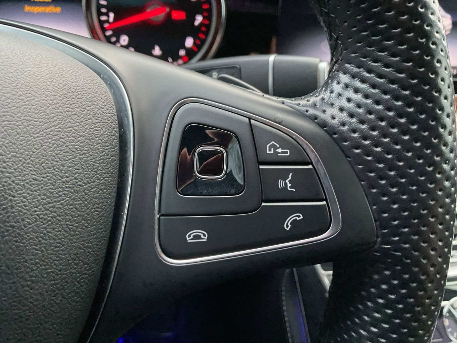 Used 2018 Mercedes-Benz E 300 4MATIC image 18