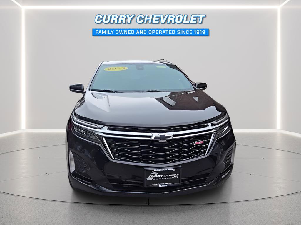 Used 2023 Chevrolet Equinox RS image 3