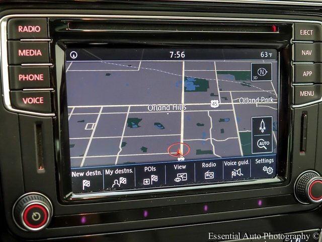 Used 2018 Volkswagen Passat 2.0T SE image 15