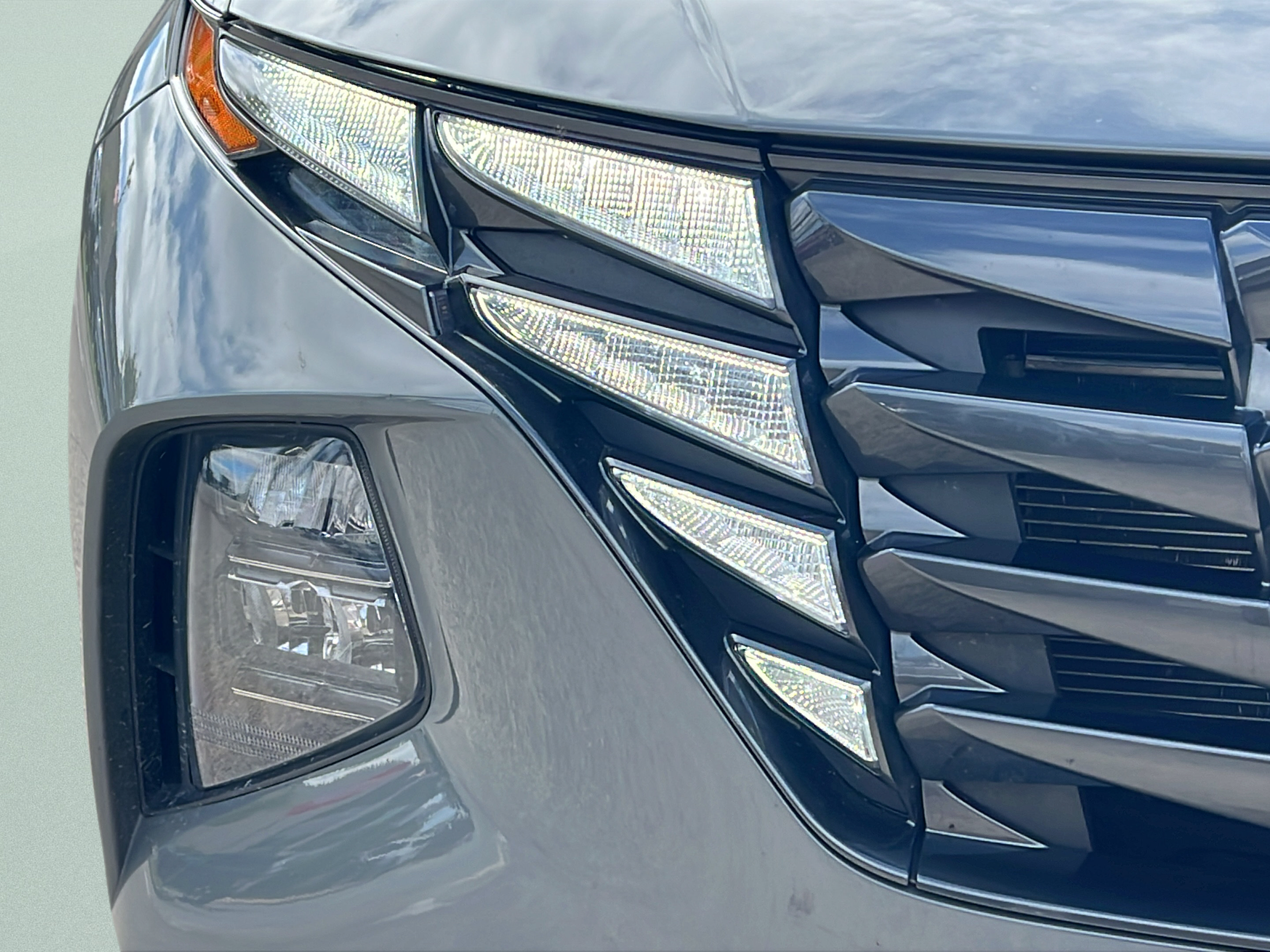 Certified 2024 Hyundai Tucson SEL w/ Convenience Package FWD image 9