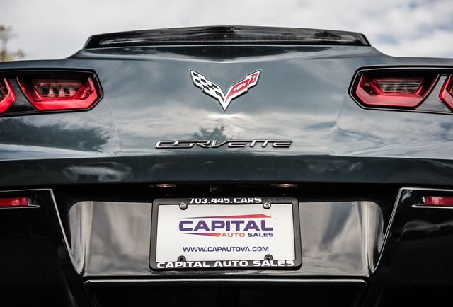 Used 2019 Chevrolet Corvette Stingray Coupe w/ 1LT RWD image 26