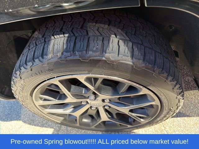 Used 2022 Jeep Grand Cherokee Summit AWD/4WD image 9
