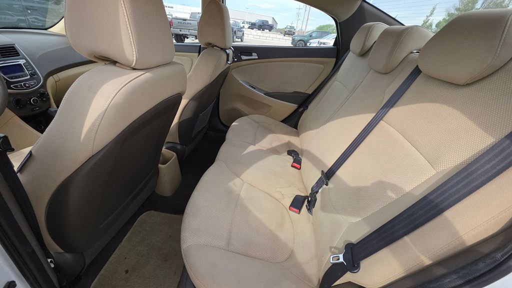 Used 2014 Hyundai Accent GLS image 13