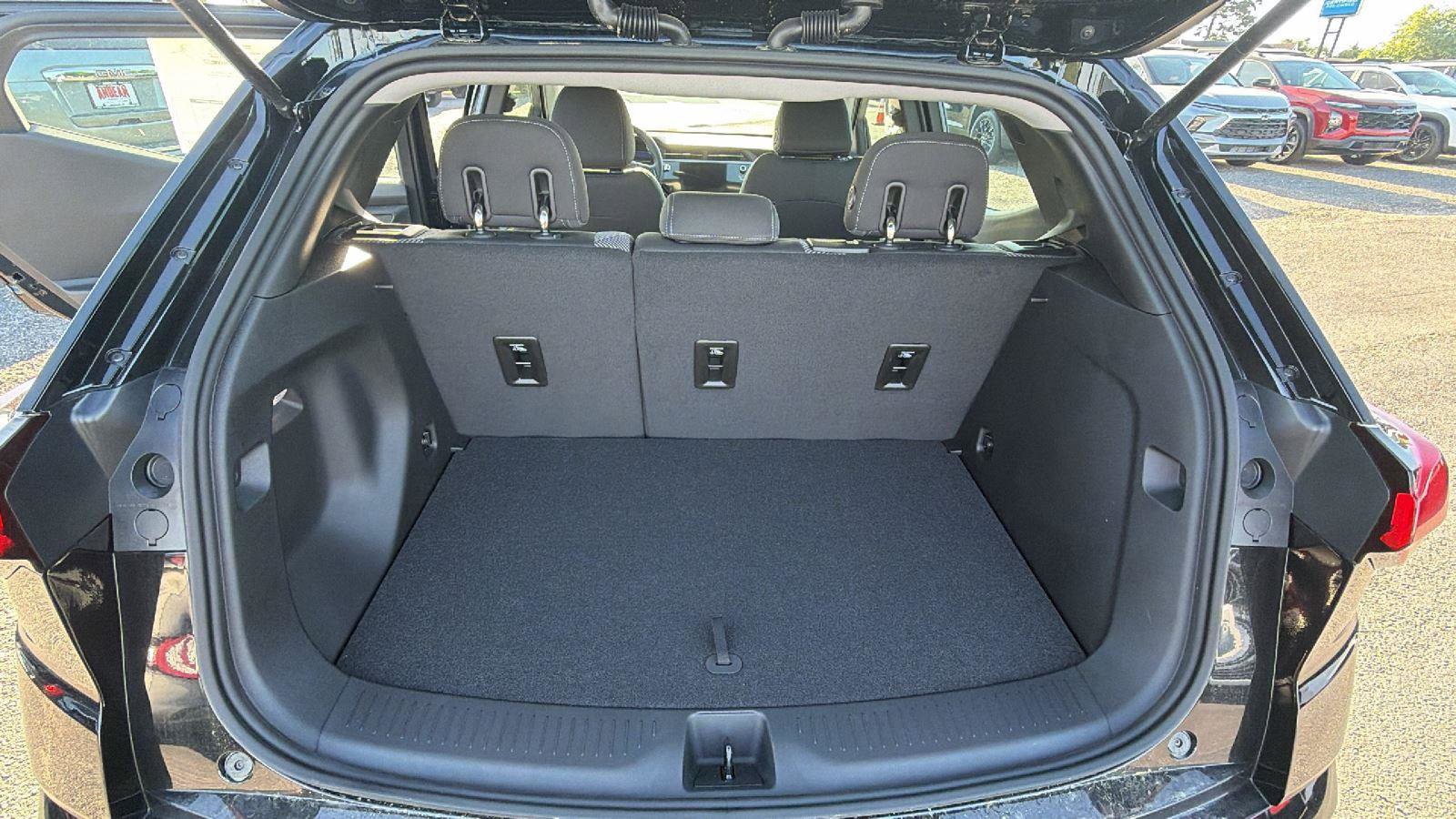 New 2027 Chevrolet Bolt LT w/ Comfort Package image 10