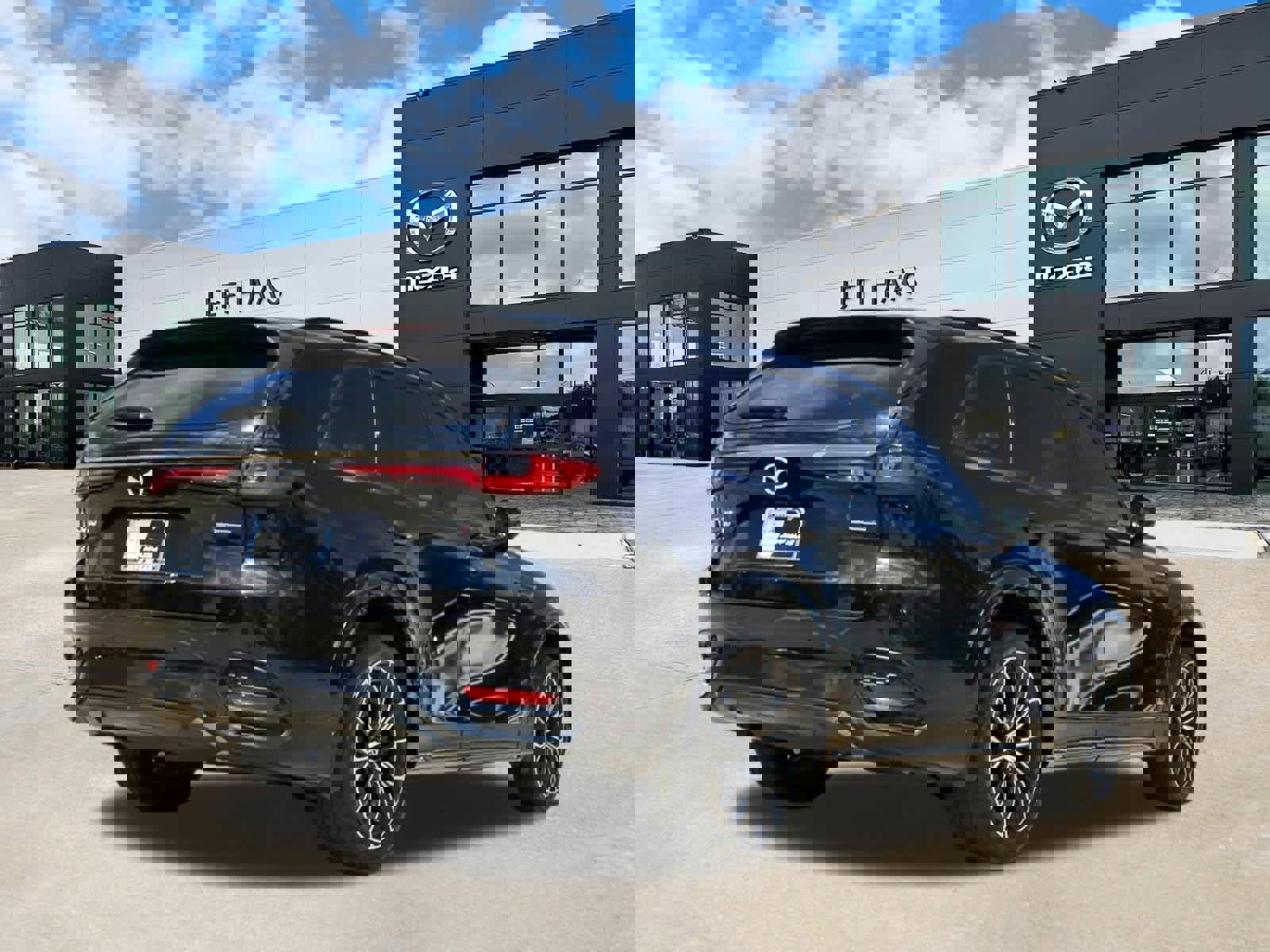 Certified 2025 MAZDA CX-70 3.3 Turbo S w/ Premium Plus image 3