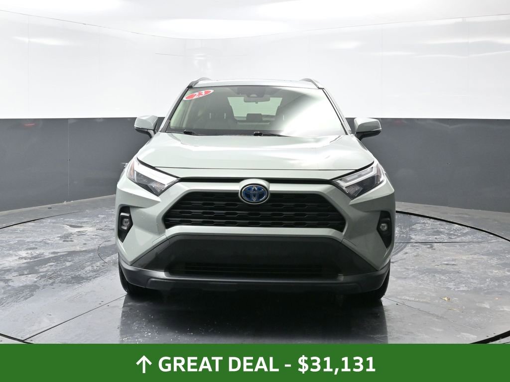 Used 2023 Toyota RAV4 XLE Premium image 8