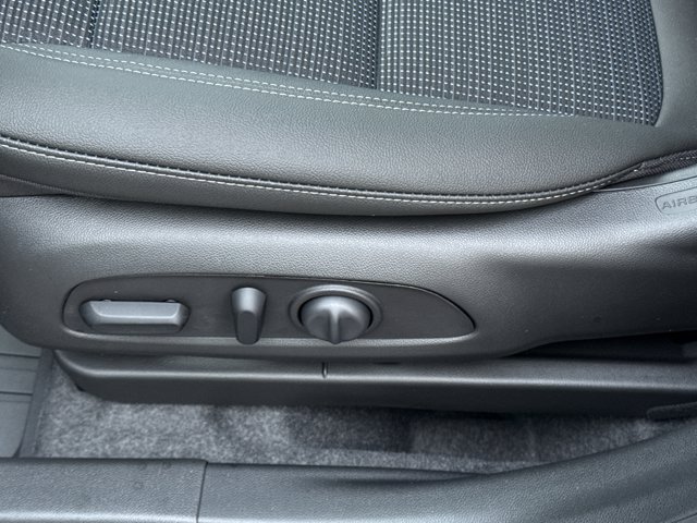 New 2026 Buick Envista Sport Touring w/ Convenience I Package FWD image 14