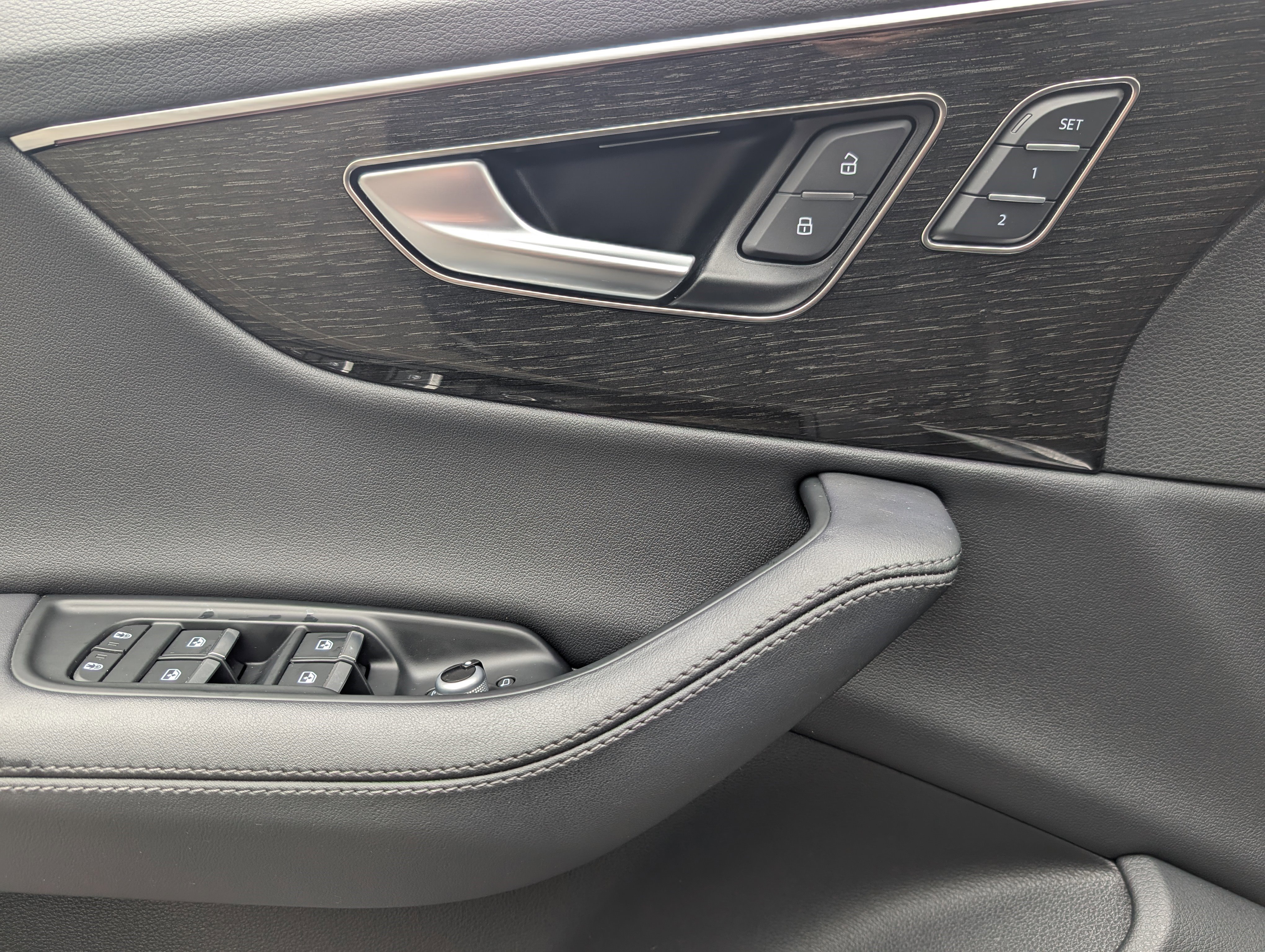 Used 2023 Audi Q7 3.0T Premium Plus w/ Premium Plus Package image 16