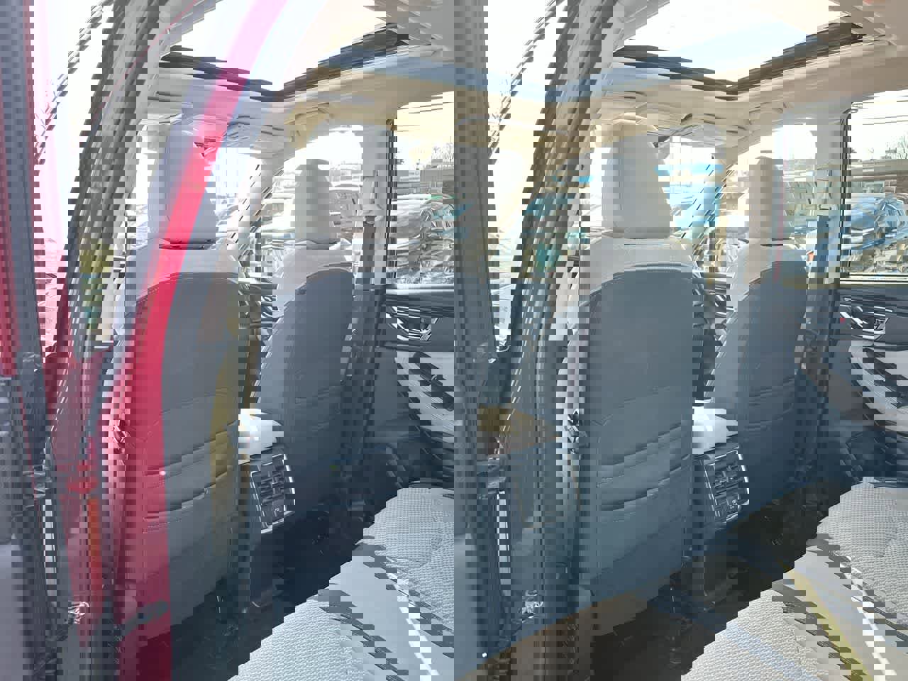 Used 2020 Subaru Forester Premium image 23