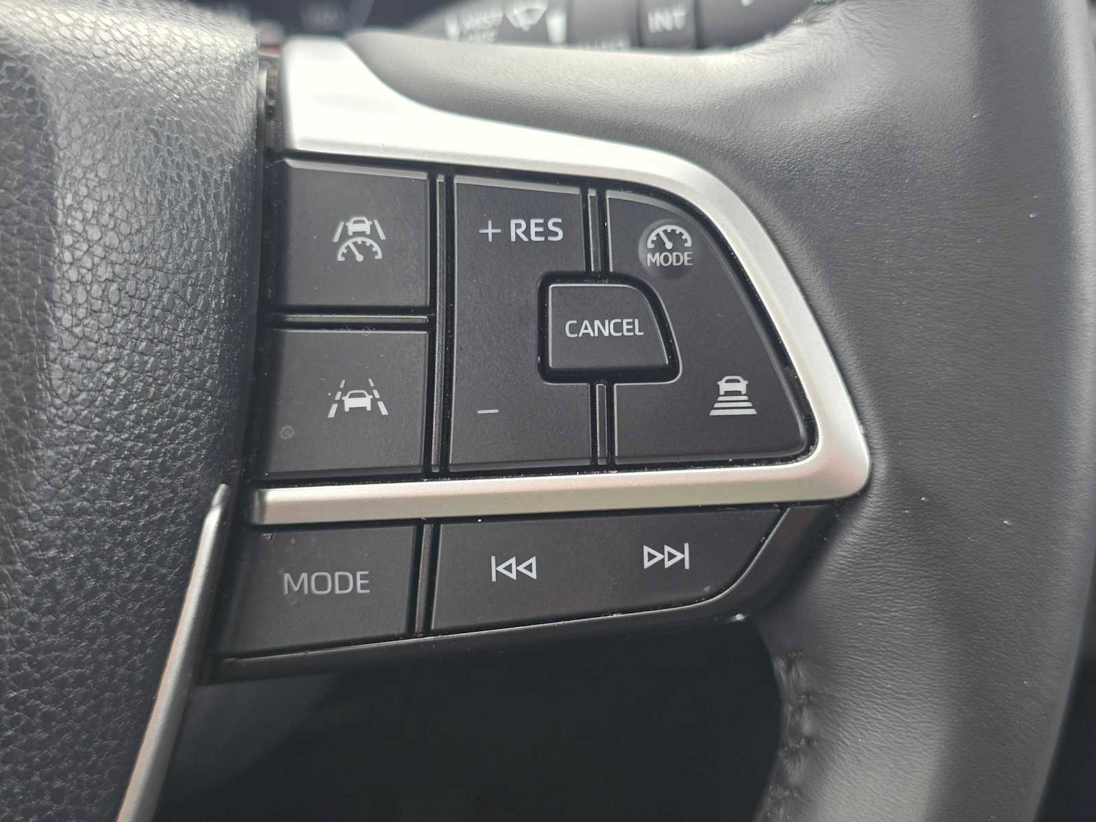 Certified 2024 Toyota Grand Highlander Limited image 41