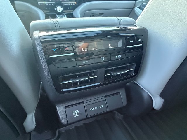 New 2026 Acura MDX w/ Technology Package FWD image 12