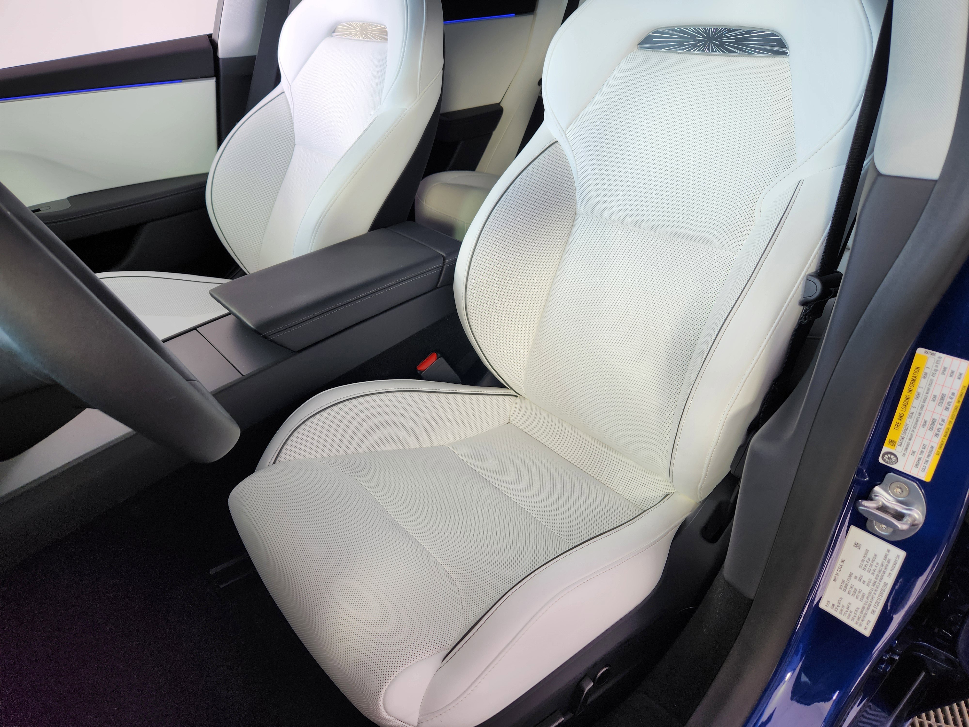 Used 2025 Tesla Model 3 Performance image 12