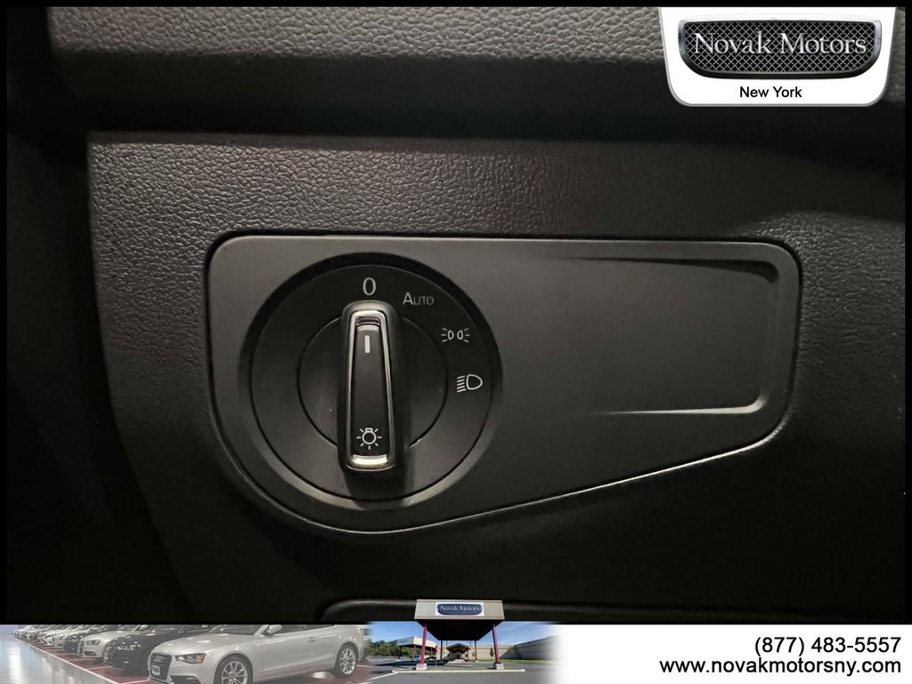 Used 2023 Volkswagen Tiguan SE R-Line image 20