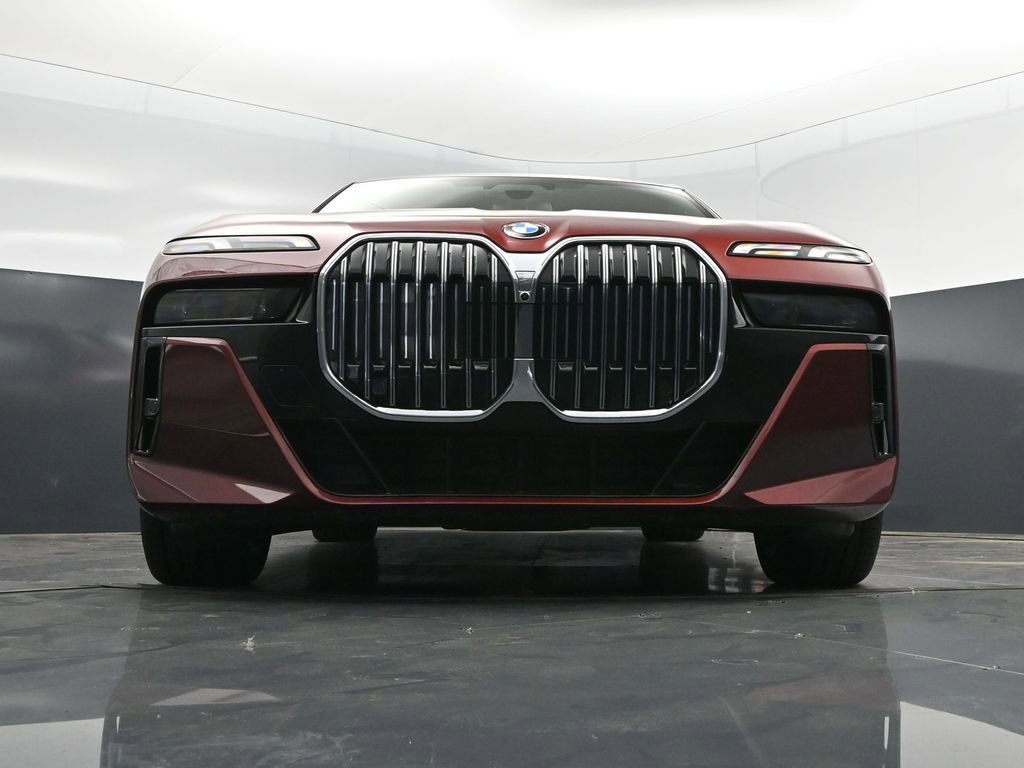 Certified 2025 BMW 740i image 45