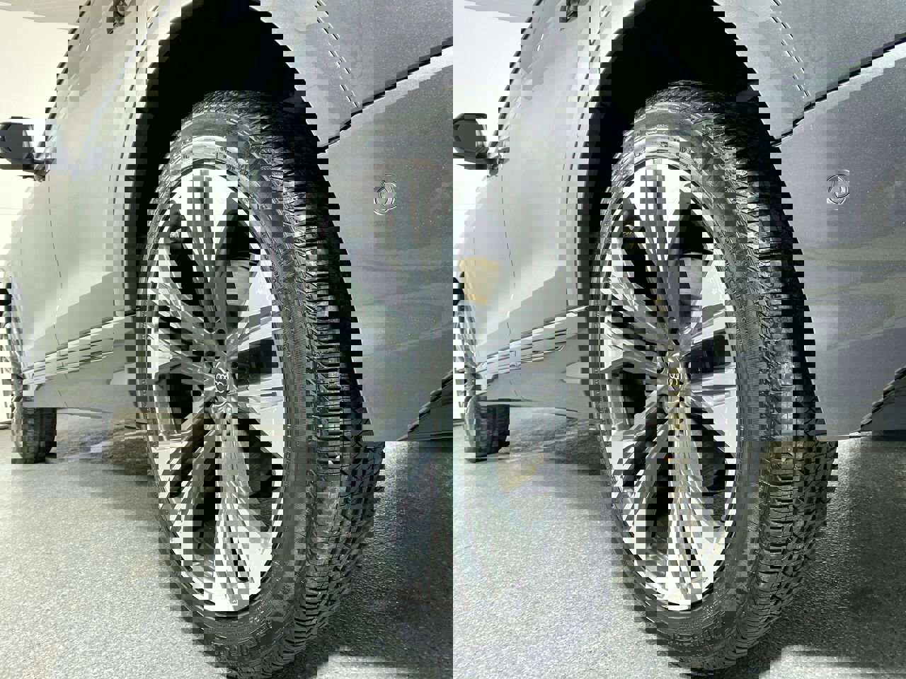 Used 2025 Audi Q8 Premium Plus w/ Premium Plus Package image 3