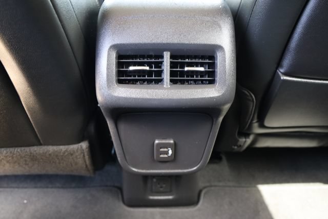 Used 2022 GMC Terrain SLT w/ LPO, Cargo Package FWD image 28