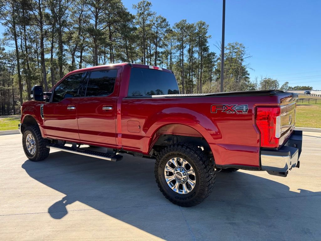 Used 2017 Ford F250 XLT w/ XLT Premium Package image 3