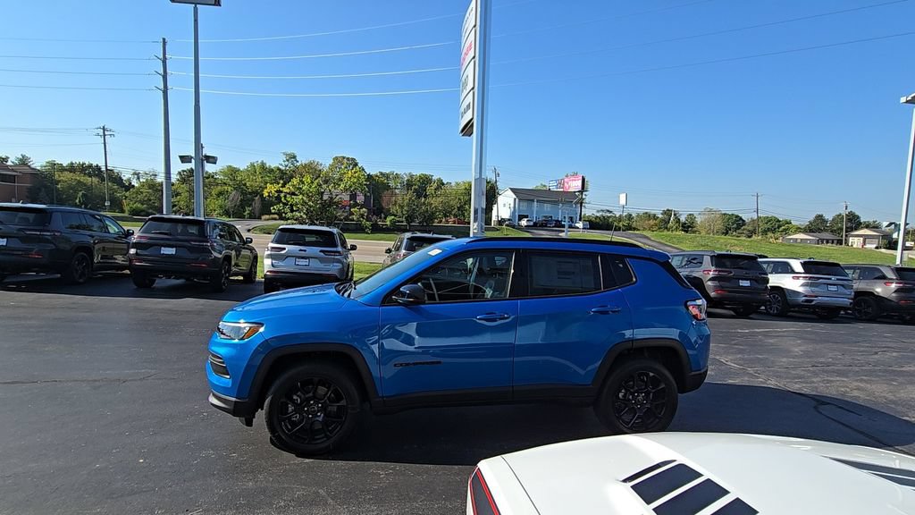 New 2026 Jeep Compass Latitude w/ Quick Order Package 29K AWD/4WD image 5