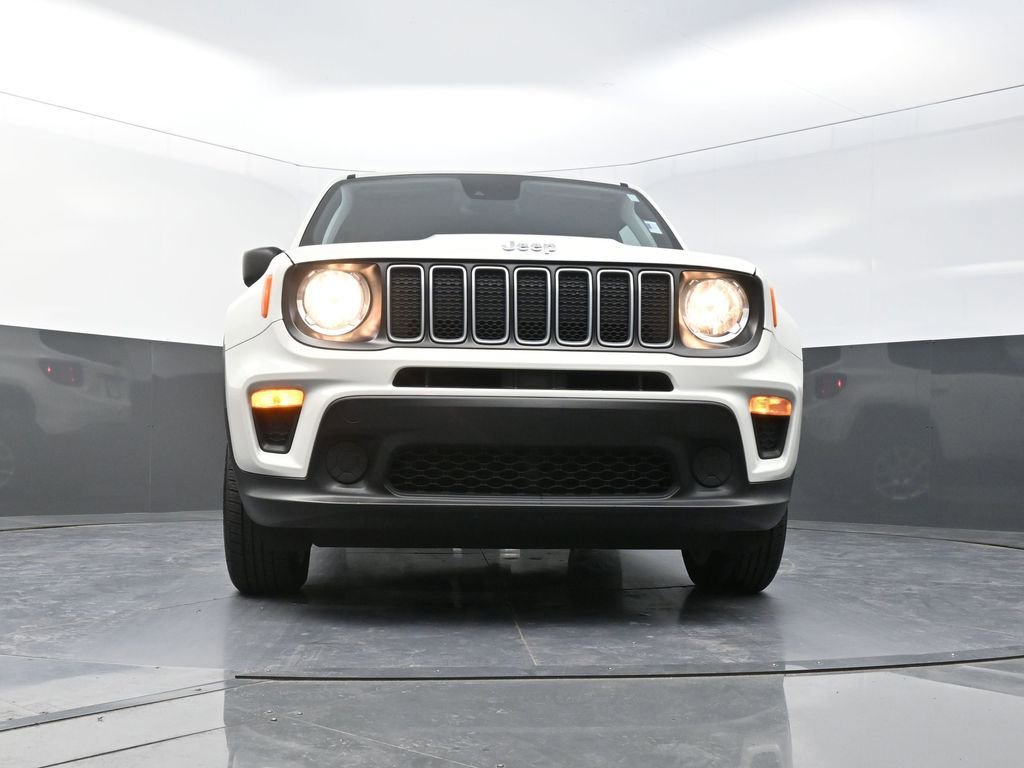 Used 2023 Jeep Renegade Latitude image 24