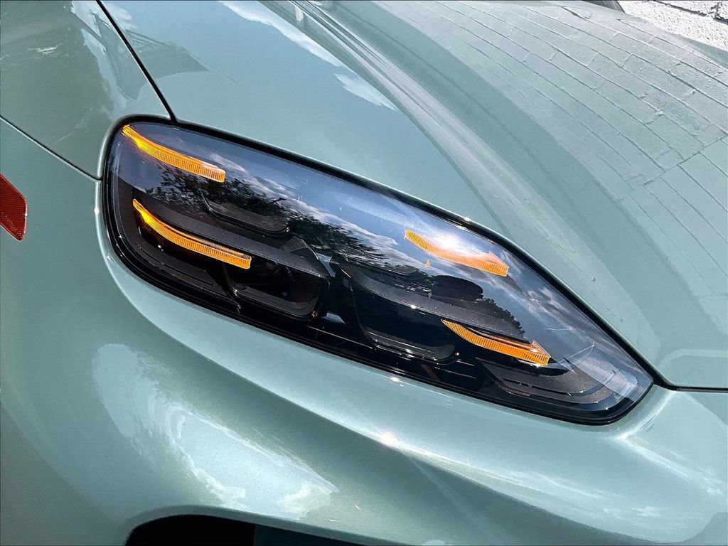 Used 2026 Porsche Cayenne Electric AWD/4WD image 23