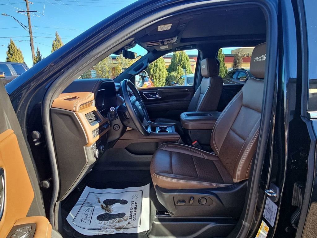 Used 2023 Chevrolet Tahoe High Country image 12