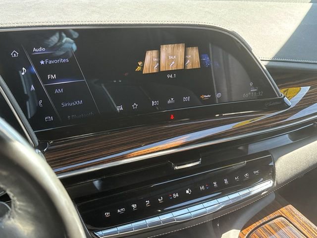 Certified 2022 Cadillac Escalade Premium Luxury image 16