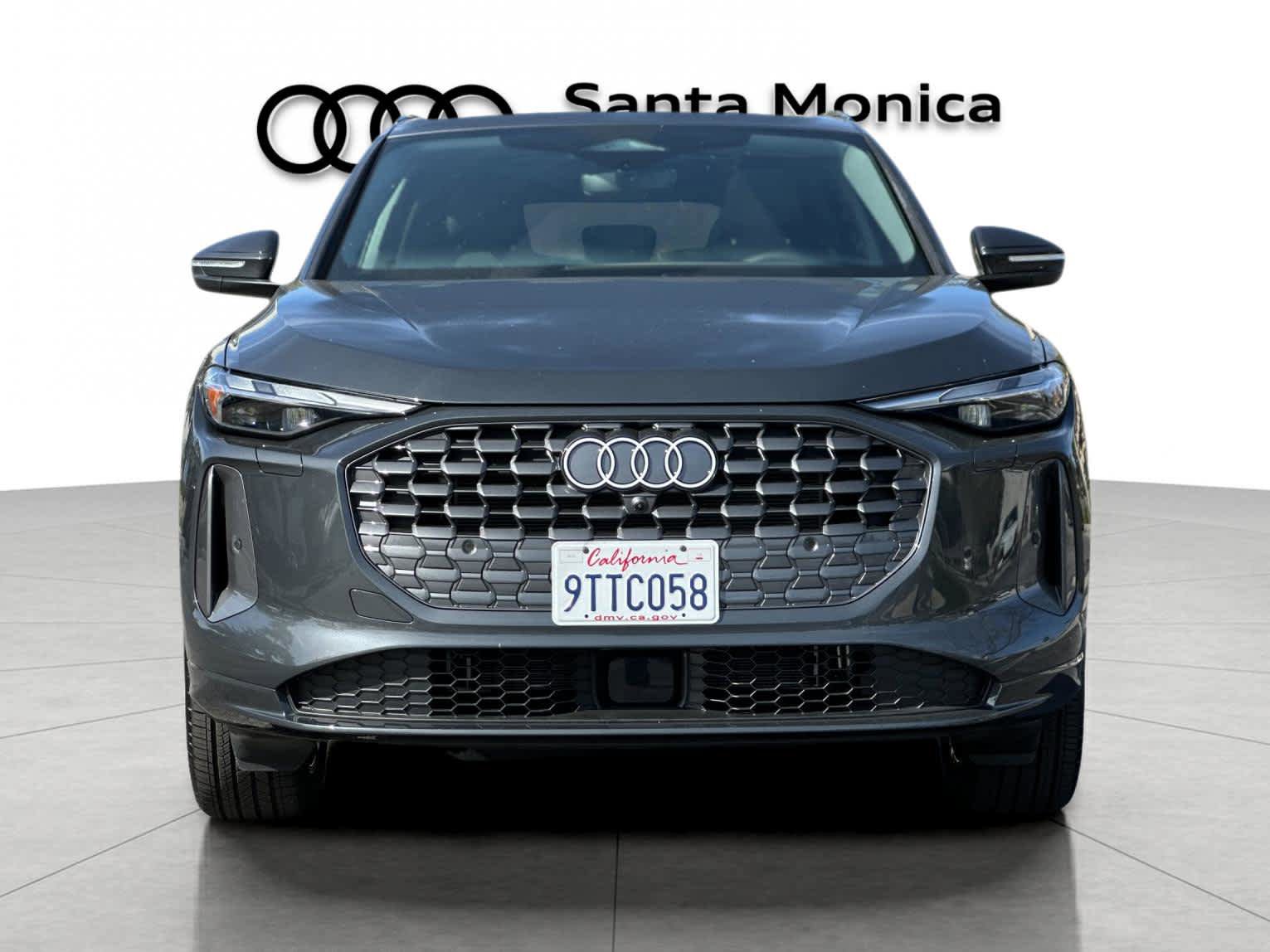 Used 2025 Audi Q5 Premium w/ Convenience Package AWD/4WD image 10