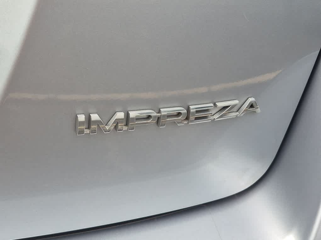 Used 2018 Subaru Impreza 2.0i Premium w/ Eyesight & BSD & Rcta AWD/4WD image 22