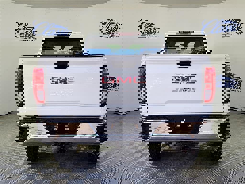 New 2026 GMC Sierra 2500 Pro image 8