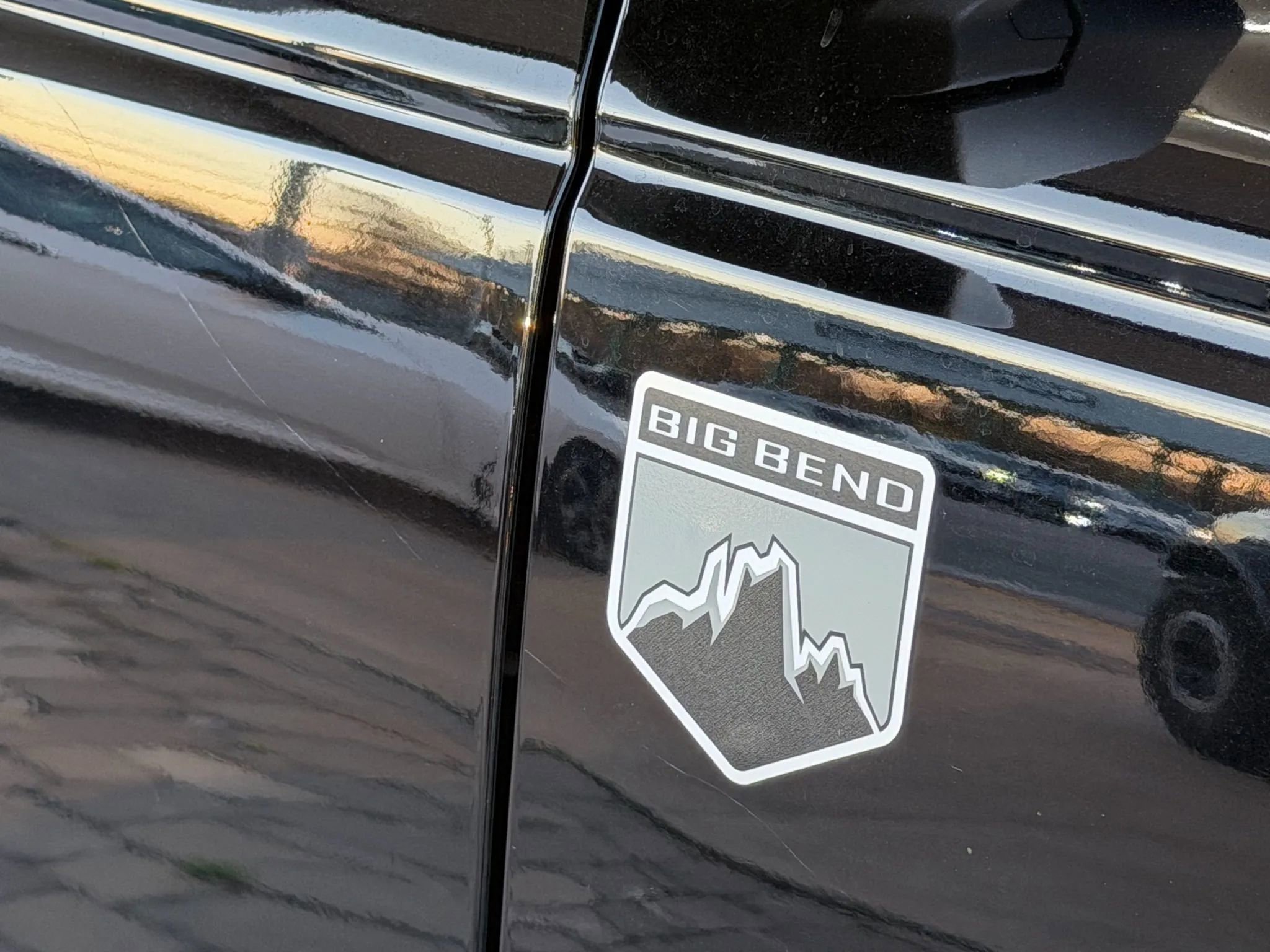 Used 2025 Ford Bronco Big Bend image 79