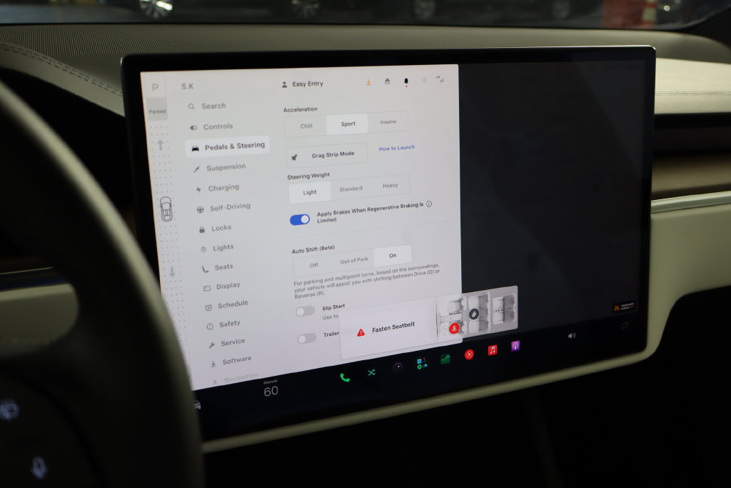 Used 2023 Tesla Model X AWD/4WD image 29