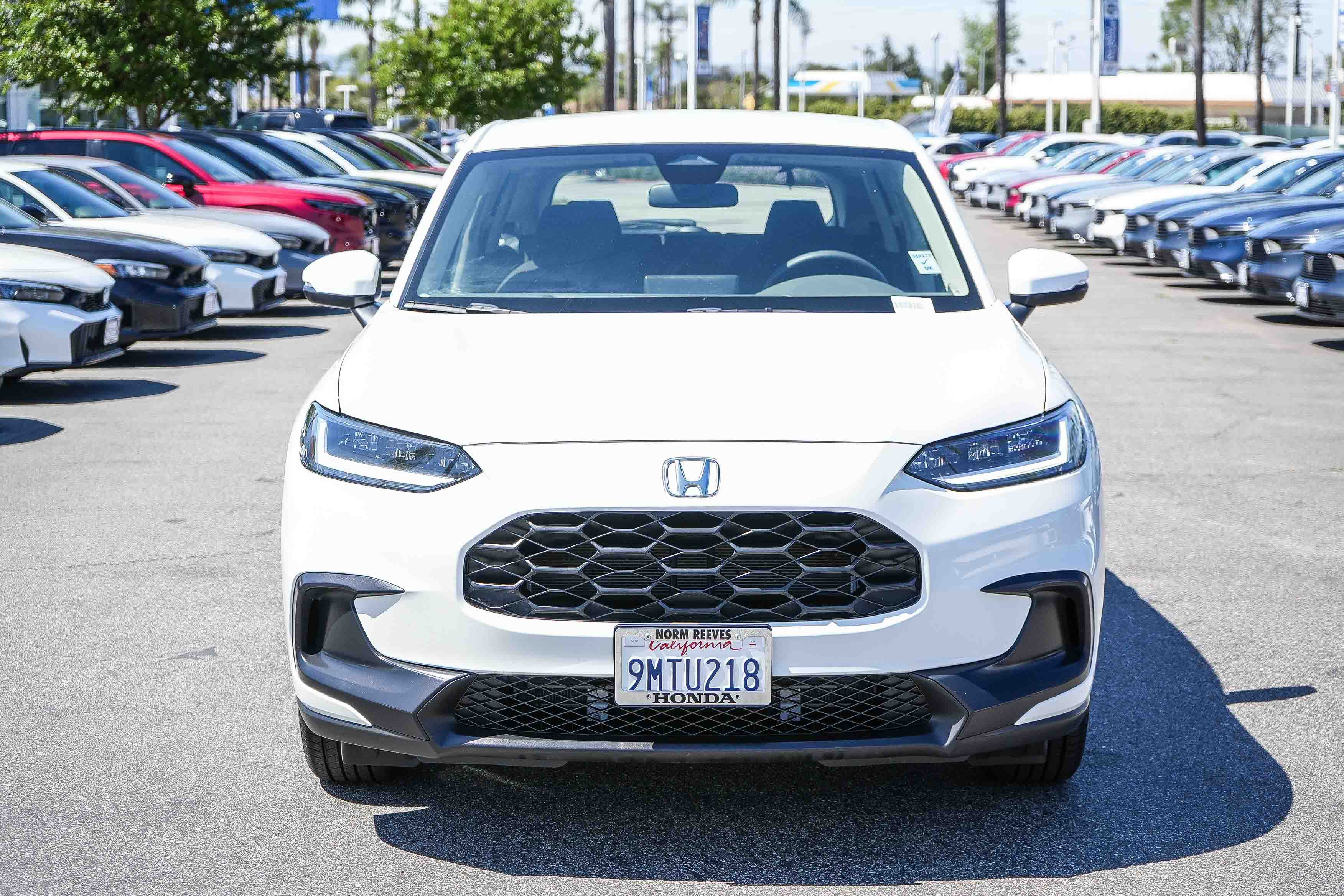 Used 2024 Honda HR-V LX image 2