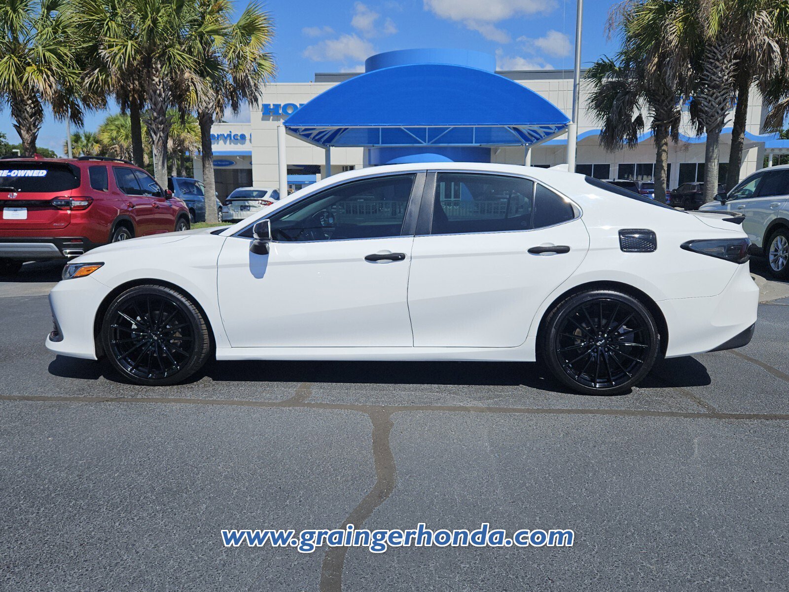 Used 2022 Toyota Camry LE FWD video 2