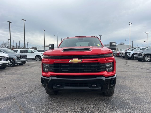 Used 2024 Chevrolet Silverado 2500 Custom w/ Custom Value Package image 8