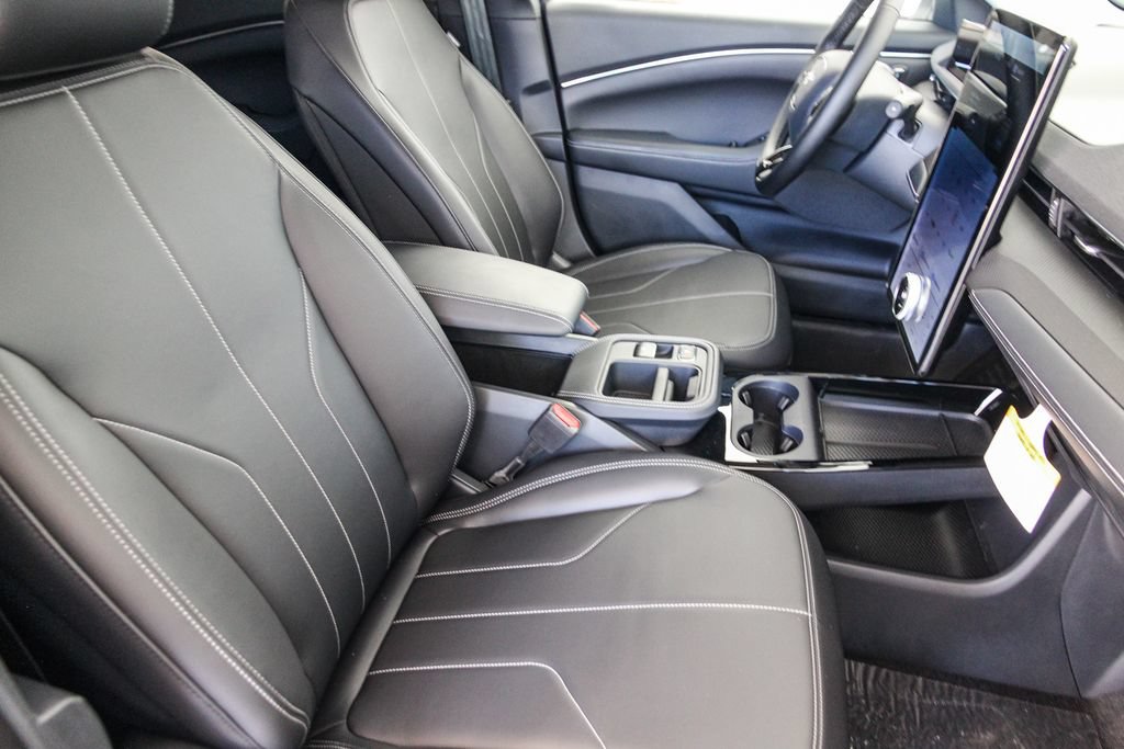 New 2026 Ford Mustang Mach-E Select RWD image 17