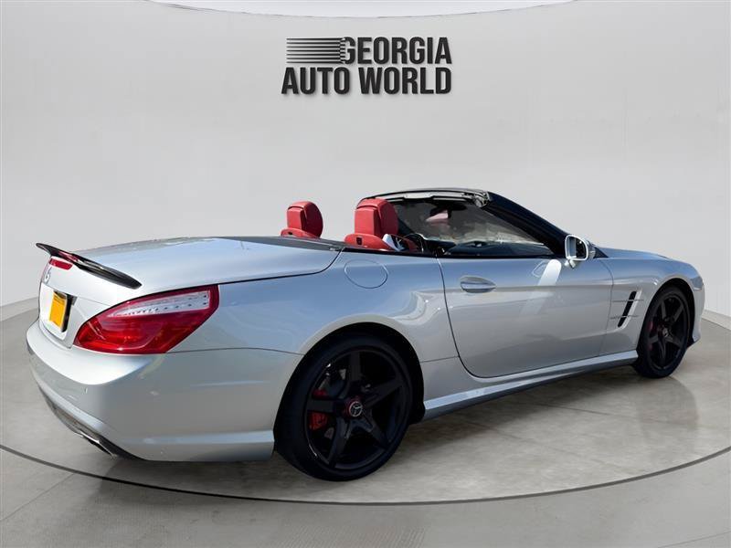 Used 2014 Mercedes-Benz SL 550 image 16