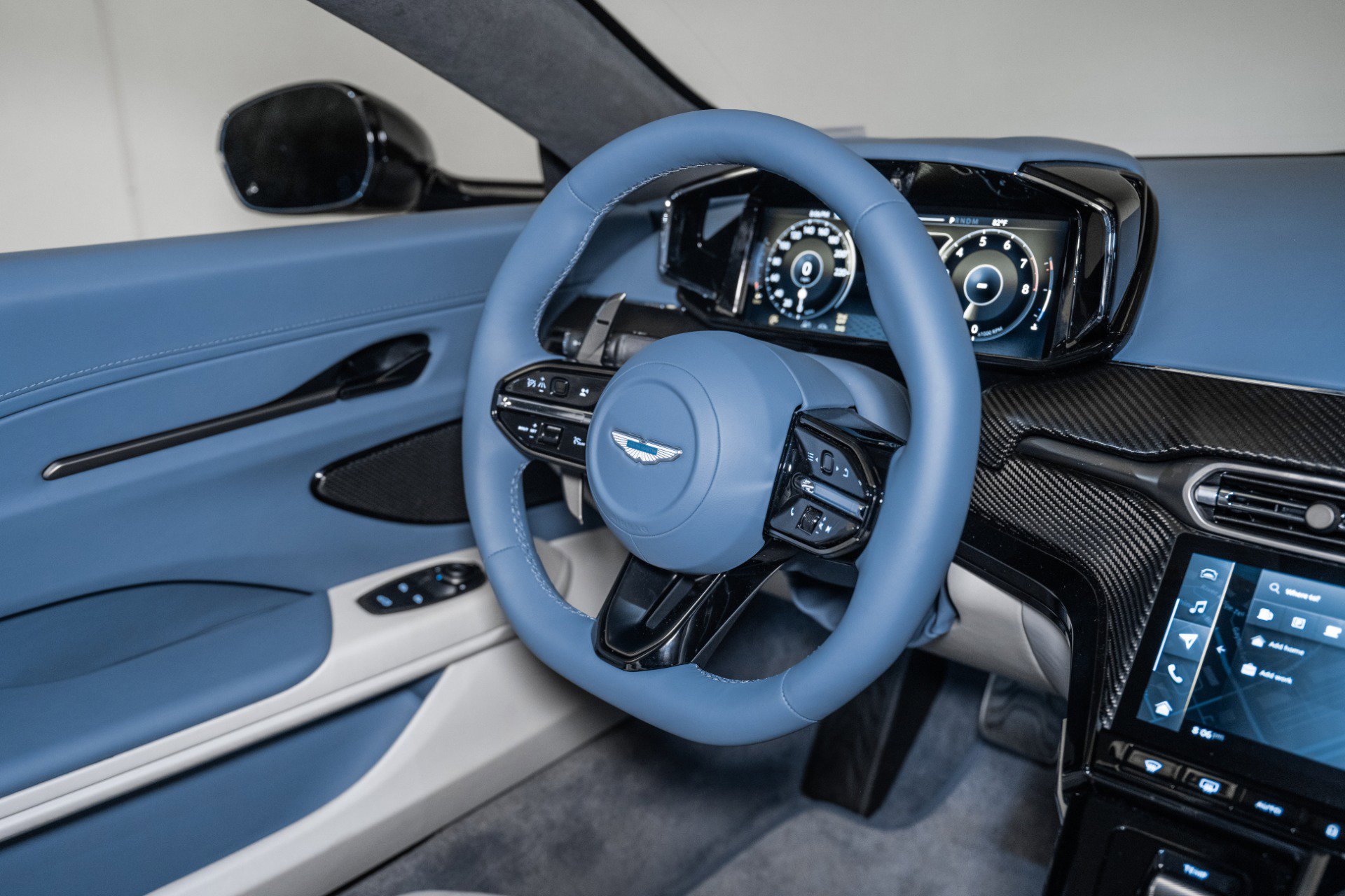 New 2026 Aston Martin V8 Vantage Coupe image 18