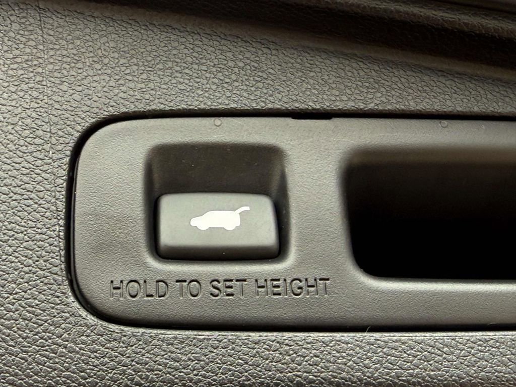 Used 2022 Honda CR-V EX-L image 9