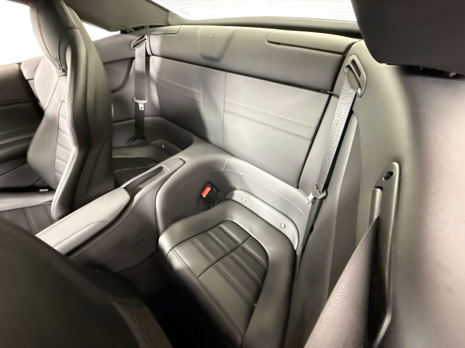Certified 2018 Ferrari California T image 18
