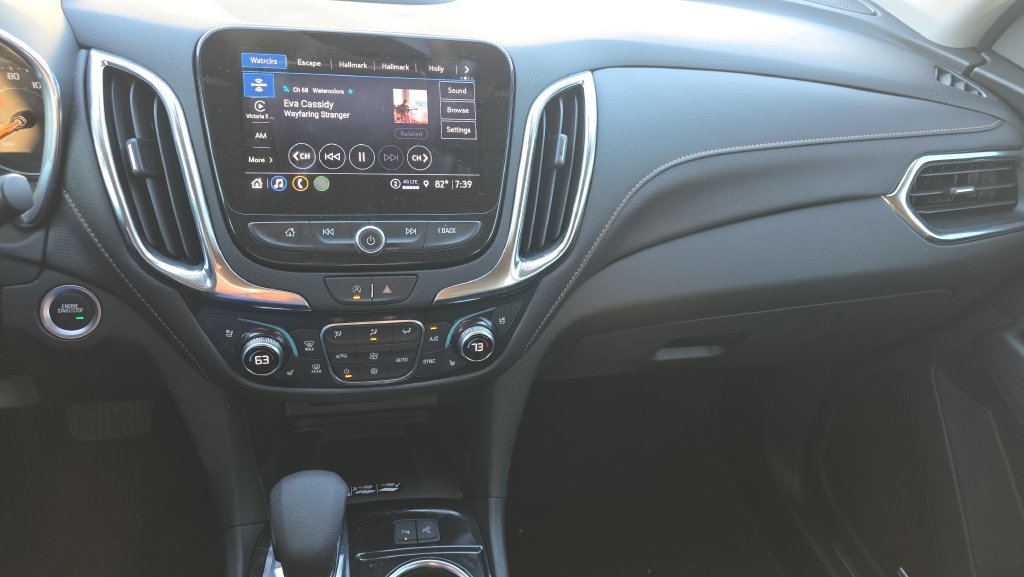 Used 2024 Chevrolet Equinox Premier FWD image 23