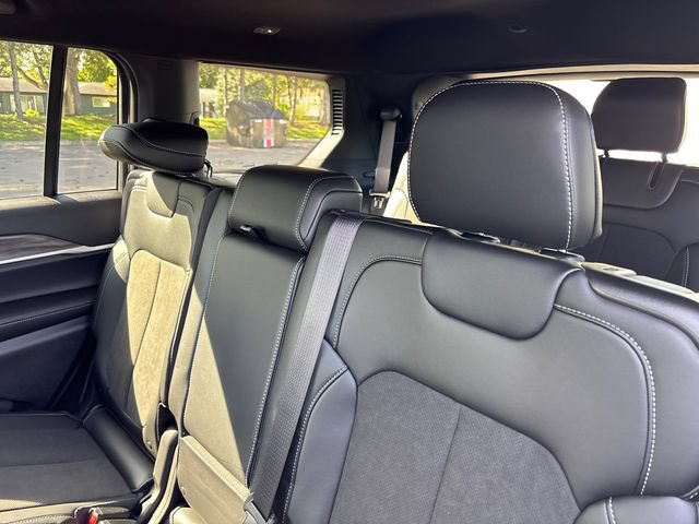 New 2027 Jeep Grand Cherokee L 4WD image 3