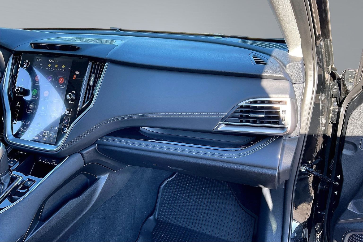 Certified 2025 Subaru Outback Touring w/ Popular Package #2 image 15