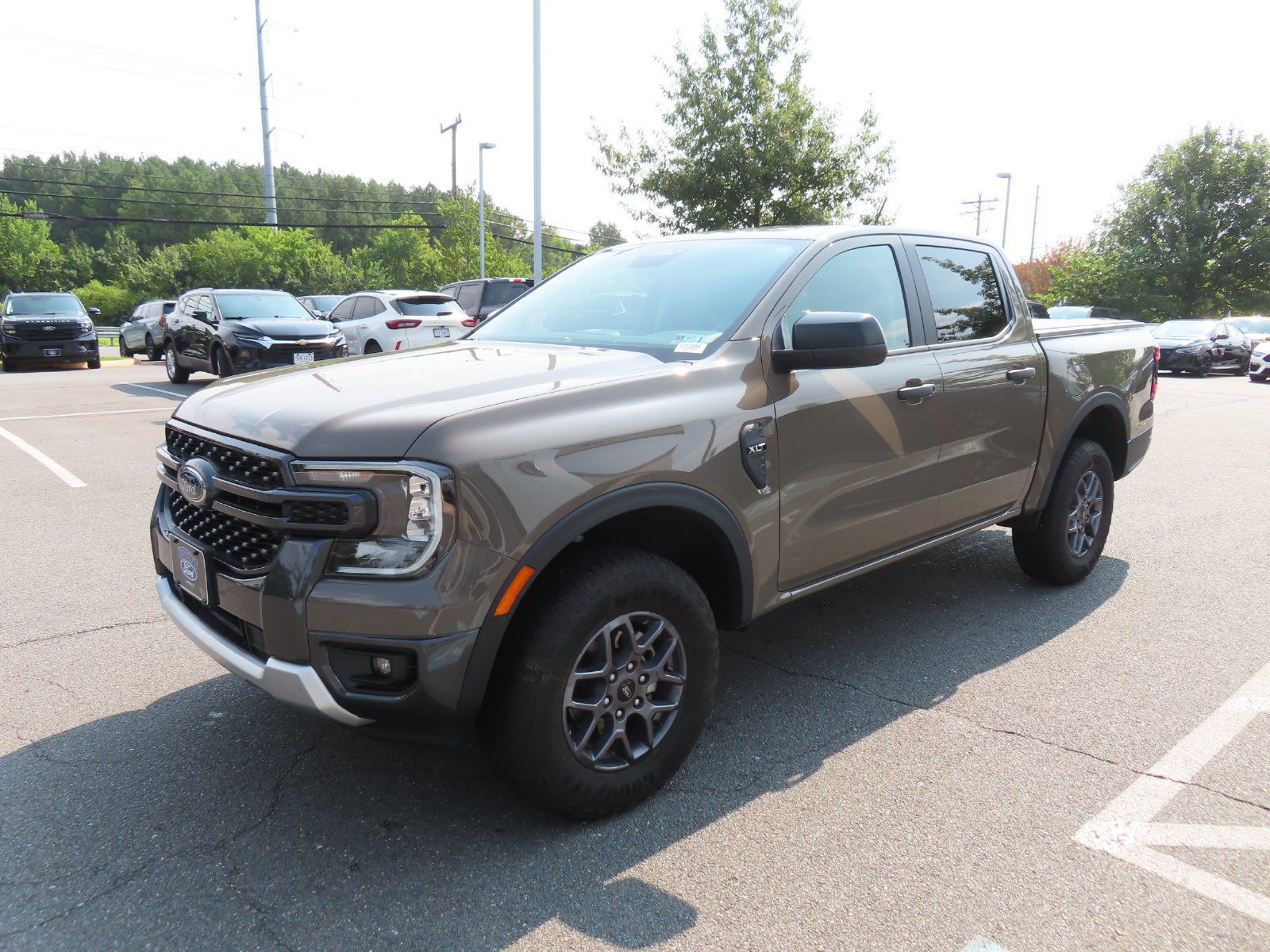 Certified 2025 Ford Ranger XLT w/ Trailer Tow Package AWD/4WD image 3