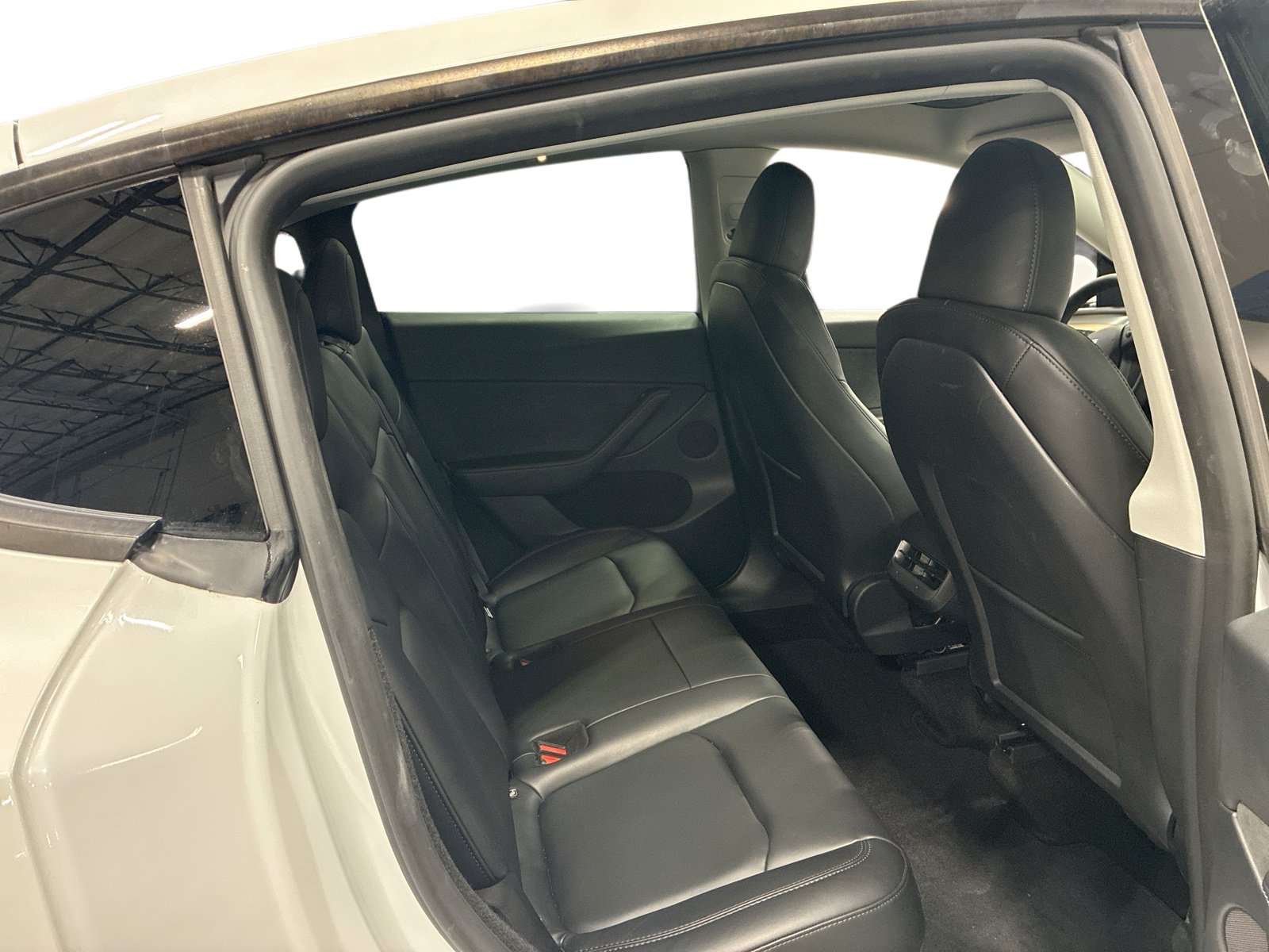 Certified 2023 Tesla Model Y Long Range AWD/4WD image 11