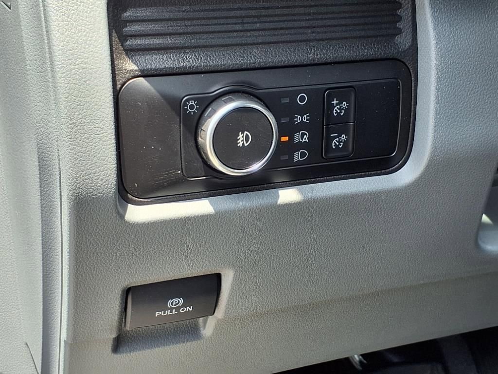 New 2024 Ford F350 XL w/ XL Chrome Package image 13