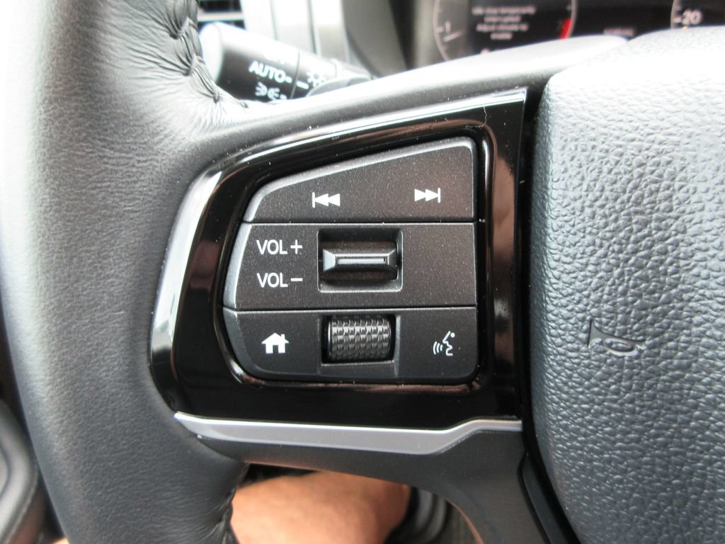 Used 2025 Honda Odyssey EX-L image 23